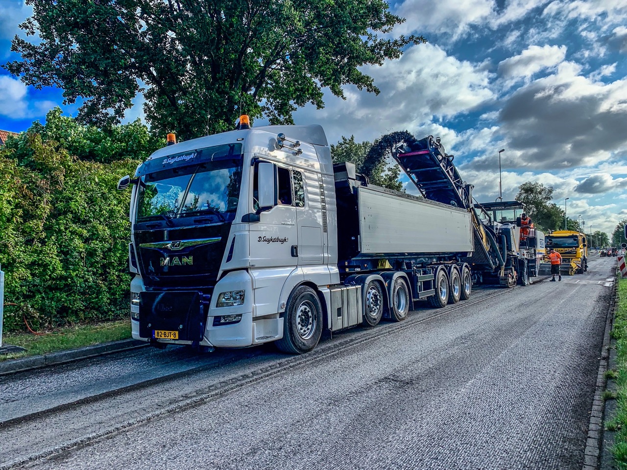 placeholder image-sq