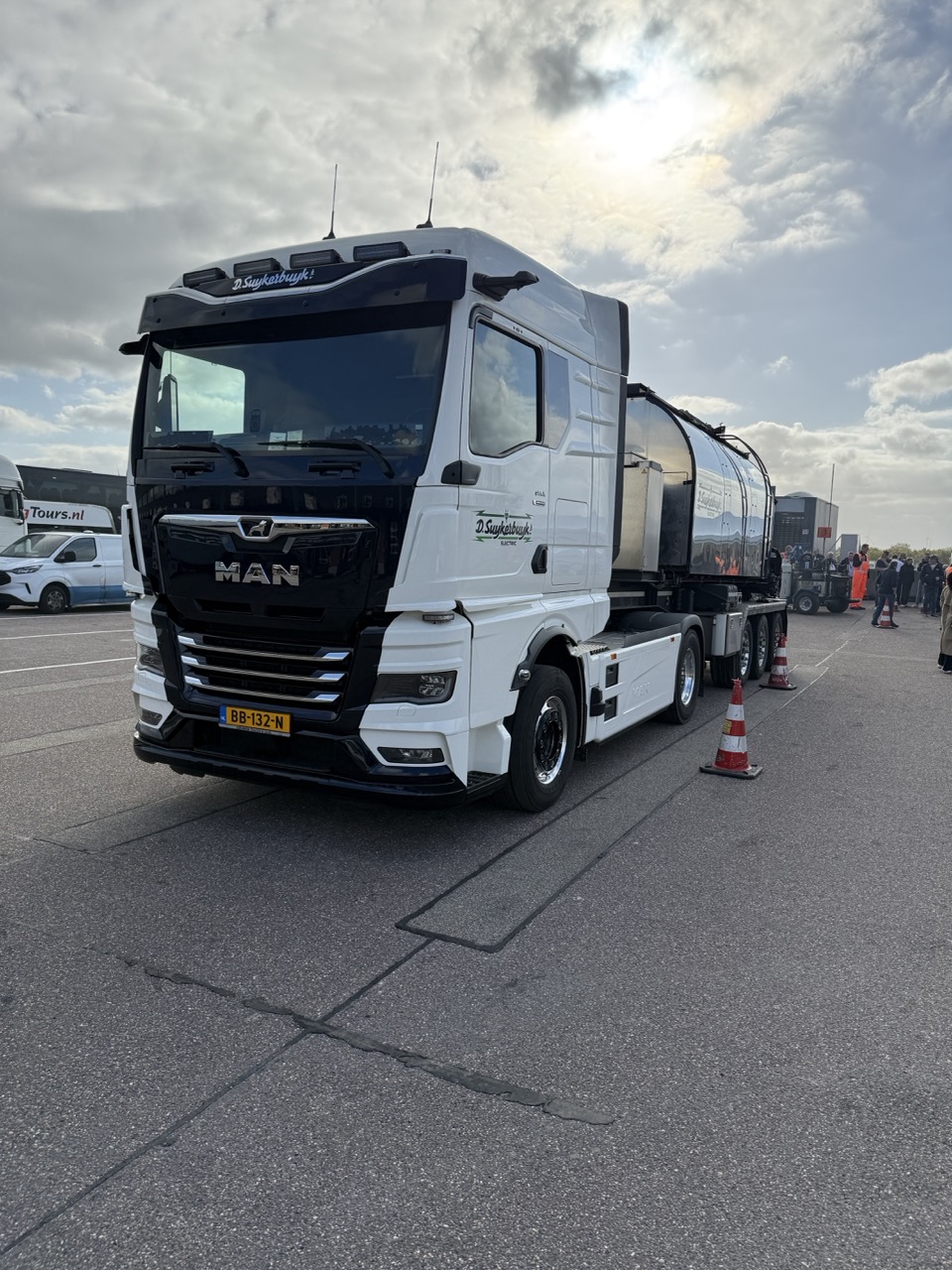 placeholder image-sq